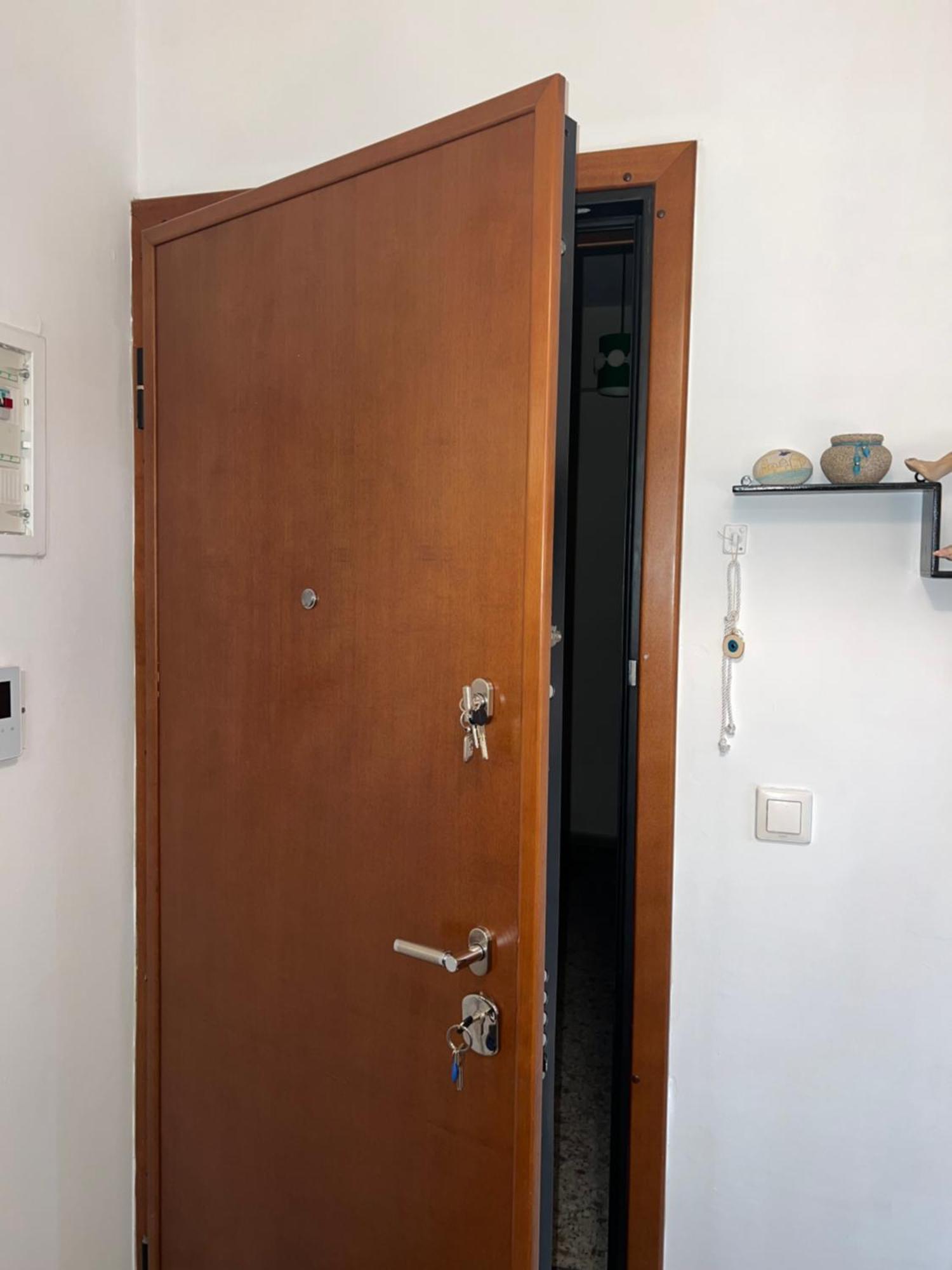 Apartment Cozy With Big Veranda Near Centre And Metro Tram *